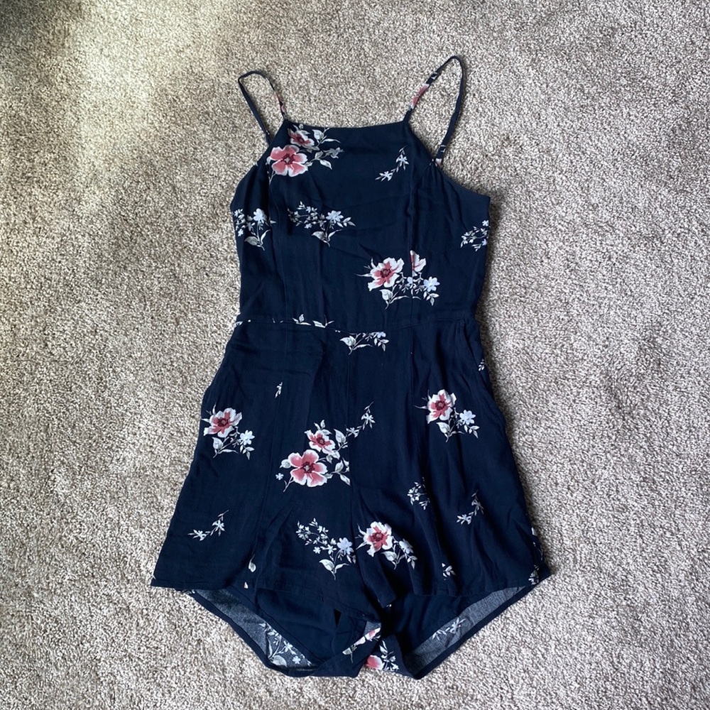 Patterned romper